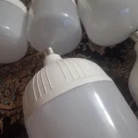 8عدد لامپ کم مصرف در حد نو تا سال 1405/5ضمانت دارد|لامپ و چراغ|تهران, نازی‌آباد|دیوار
