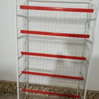 استند فلزی نو ۱/۸۰  در ۱  قفسه چوبی در حد نو