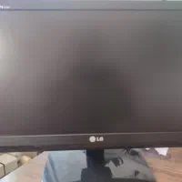 مانیتور 19 اینچ ال جی مدل E1941 بسیار تمیز