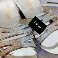 کفش مجلسی دخترانه و صندل تمیز|کفش و لباس بچه|کاشمر, |دیوار