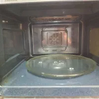 ماکروویو درحدنومناسب برای جهیزیه|اجاق گاز و لوازم برقی پختوپز|خرمآباد, |دیوار