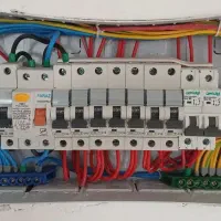 برق کار خورده کاری برق 0تا100 برق کاری ساختمان
