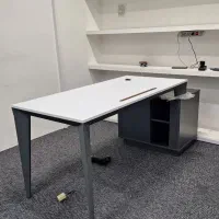 میز اداری همراه الحاقی