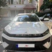 ۱۴۰۳ سفید  کی ام سی kmc j7