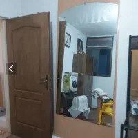 یک عدد آینه قدی