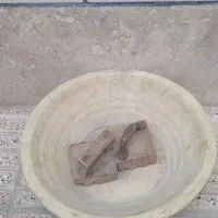 ظرف سفالی کشک ساب قدیمی با دسته گردو|کلکسیون اشیاء عتیقه|تبریز, |دیوار