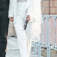 کت شلوار و تاپلکس|لباس|اسفراین, |دیوار