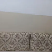 شش عدد پشتی