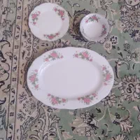 ظروف چینی گل سرخ