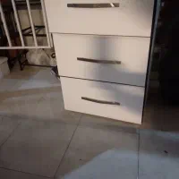 آینه، کمد دراور سه کشو کابینتی و صندلی آرایشگاه|حراج|آستانه اشرفیه, |دیوار