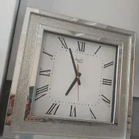 ساعت دیواری