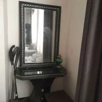 اینه و کنسول