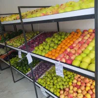 ویترین میوه فروشی