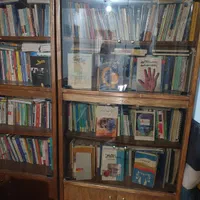 کمد کتابخانه چوبی سالم