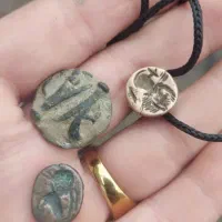 نشان های مغرقی کهنه