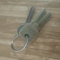 مفقودی یه دسته کلیدوکلید ماشین تیبا