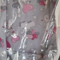 آغوشی یاقنداق نوزاد