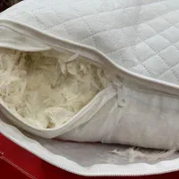 بالشت پر ۳ کیلو شرکتی شسته شده بدون بو درجه یک|رختخواب، بالش، پتو|آبادان, |دیوار