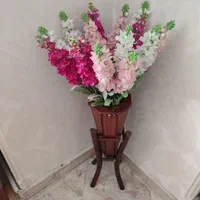 گل وگلدان