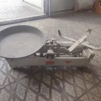 ترازوی قدیمی