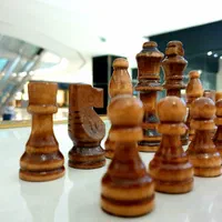 مهره شطرنج چوب بلوط|اسباب‌‌بازی|تهران, چیتگر جنوبی|دیوار