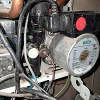 تعمیرکار پکیج تعمیر انواع پکیج های ایرانی و خارجی|خدمات پیشه و مهارت|سنندج, |دیوار