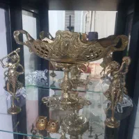 وسایل پذیرایی کامل جنس برنجی|کلکسیون اشیاء عتیقه|اراک, |دیوار