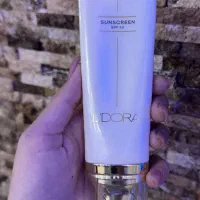 پنجاه درصد تخفیف کرم ضدآفتاب
