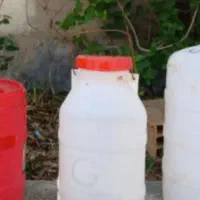 دبه|ظروف نگهدارنده، پلاستیکی، یک‌بارمصرف|گلبهار, شهر جدید گلبهار|دیوار