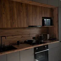 طراحی وساخت کابینت سرویس خواب و نمای چوب