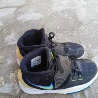 کتونی دو عدد. مارک شناسنامه دار استوک