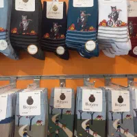 استخدام فروشنده .فروشگاه جوراب