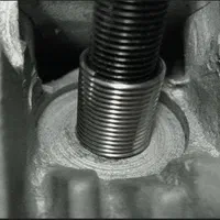 فنر قلاویز و درآوردن پیچ بریده در محل شما