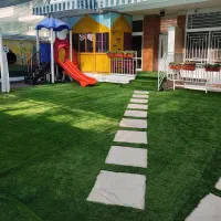 معاون مهدکودک دوزبانه