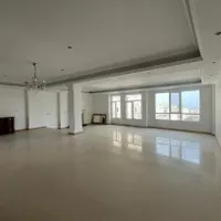 آپارتمان ۱۴۰ متر_دولت_عطار_غرق نور_بازسازی شده