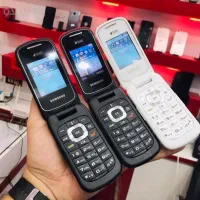 گوشی دکمه ای تاشو درجه یک شرکتی سامسونگ نوکیا|موبایل|تهران, گلستان (شهرک راه آهن)|دیوار