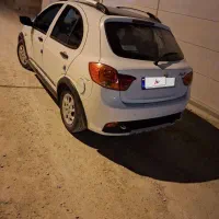 کوییک rs سفید مشکی مدل ۴۰۲