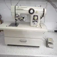 چرخ خیاطی ۶۸۰ ژانومه