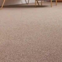 موکت ساده کرمی کارکرده ولی نو وتمیز