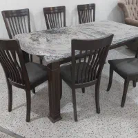 میز غذاخوری