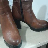 پوتین سایز۳۹ درحدنو  یک بارپوشیده شده|کیف، کفش، کمربند|کوچصفهان, |دیوار