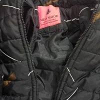 کاپشن|لباس|بروجرد, |دیوار