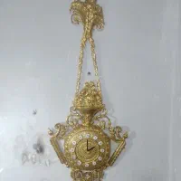 ساعت برنزی ابکاری شده