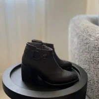 نیم بوت اداری