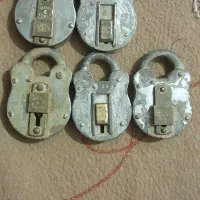 پنج عدد قفل قدیمی