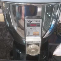 پلوپز ۸ نفره و اتوی لباس نو سالم|ظروف پخت‌وپز|اندیشه, اندیشه فاز ۱|دیوار