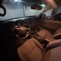 تویوتا هایلوکس اتوماتیک