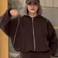 ست بامبر مازراتی|لباس|دوگنبدان, |دیوار