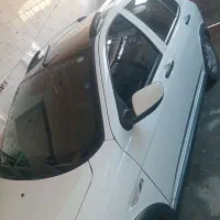 کوییک ار سفید مشکی مدل ۱۴۰۴