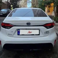 تویوتا لوین 1800 هیبرید 2024